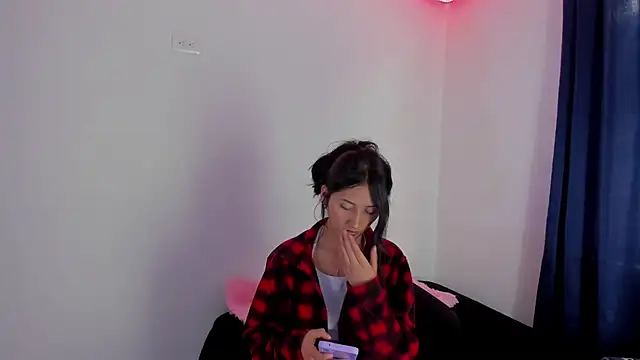 Snapshot of mari_mar69 chatting on 01/24/25, 03:45 mari mar69 online show from 01/24/25, 03:45