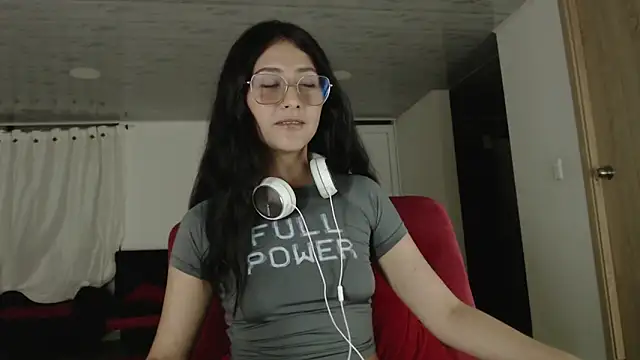 Snapshot of mari_mar69 chatting on 02/16/25, 02:09 mari mar69 online show from 02/16/25, 02:09