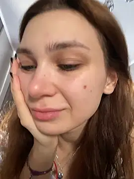 QuitieLia online show from 02/12/26, 07:14