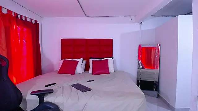 LyonGallego  online show from 02/08/26, 09:40