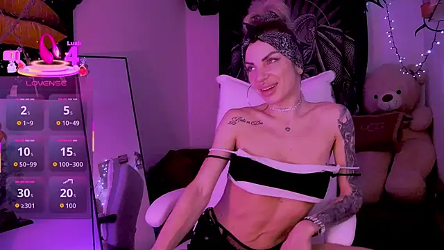 LusciousAlice online show from 04/07/26, 12:33