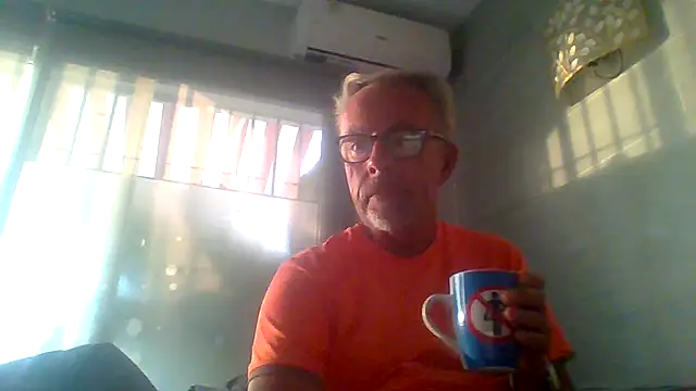 tuggy59 online show from 10/29/25, 07:10