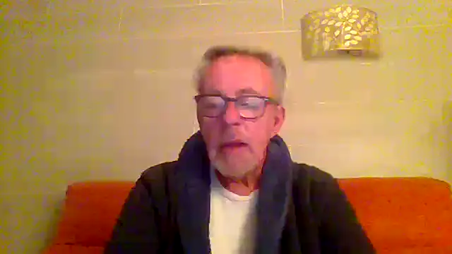 tuggy59 online show from 12/23/25, 06:33