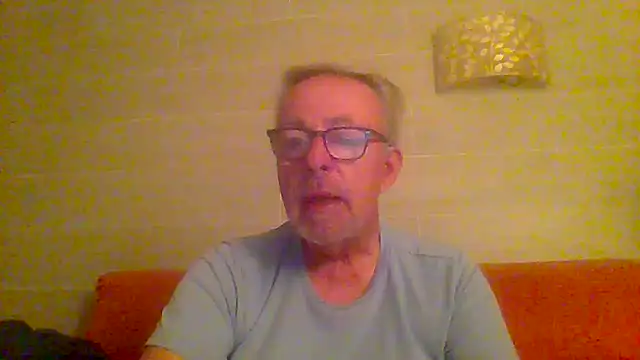 tuggy59 online show from 04/01/26, 04:35