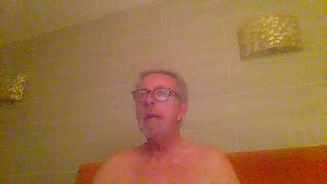 tuggy59 online show from 04/23/26, 05:08