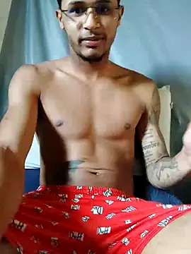 cirilopaupqueno online show from 09/29/25, 08:02