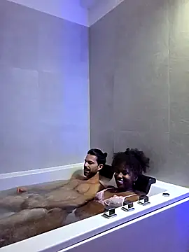 Jeniffer Jarvis online show from 09/17/25, 09:49