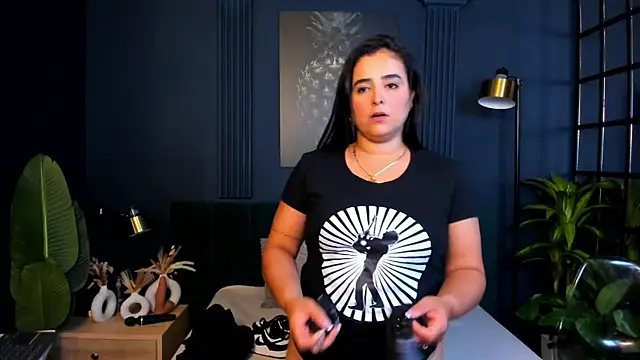 taylor bennet online show from 02/05/25, 06:26