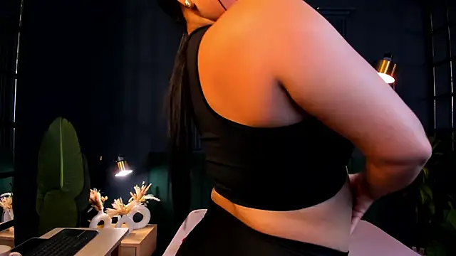 taylor bennet online show from 02/09/25, 12:19