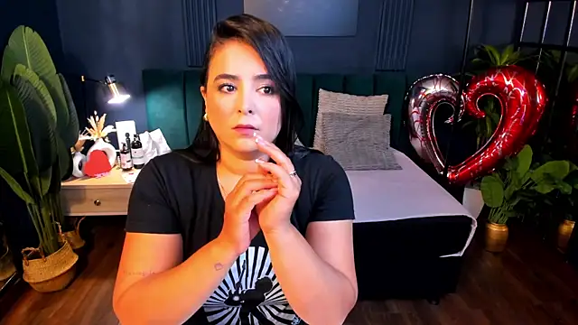 taylor bennet online show from 02/13/25, 07:10