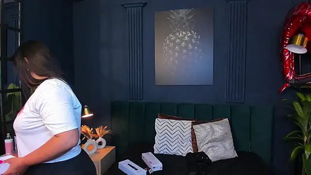 taylor bennet online show from 02/24/25, 12:16