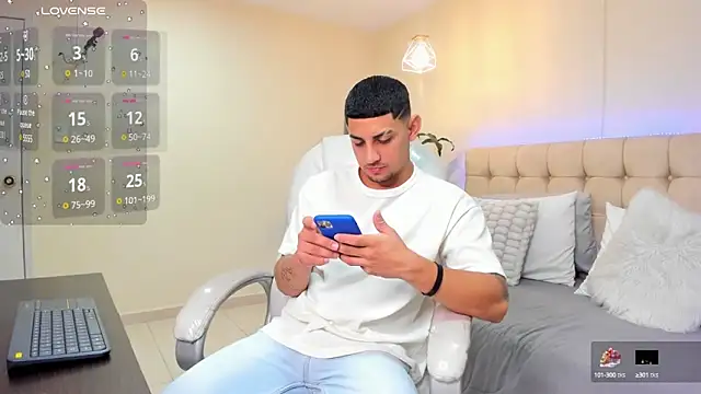 Alex cute77 online show from 03/05/25, 12:22