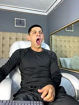 Alex cute77 online show from 09/12/25, 12:05