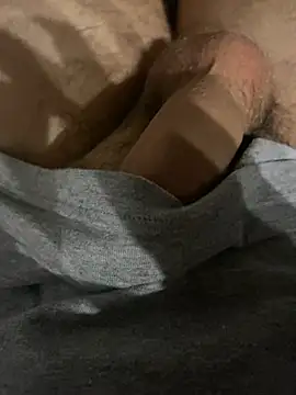 mhot20 online show from 12/23/24, 02:07