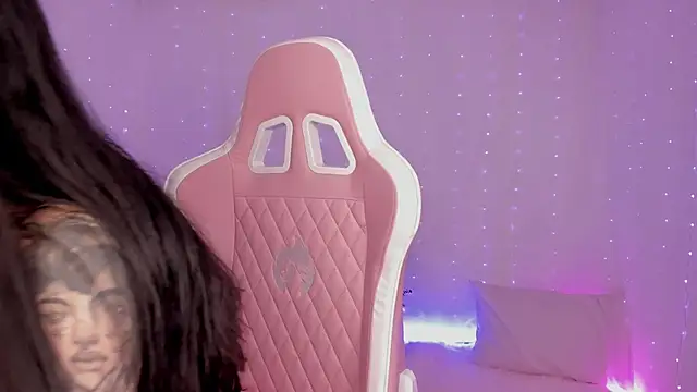 lili taylor online show from 01/16/25, 09:48