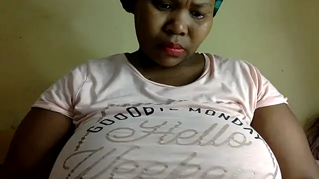 Real1SweetQueen online show from 02/12/25, 05:05