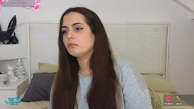 Snapshot of Eva_Rogers_ chatting on 12/02/24, 04:09 Eva Rogers  online show from 12/02/24, 04:09