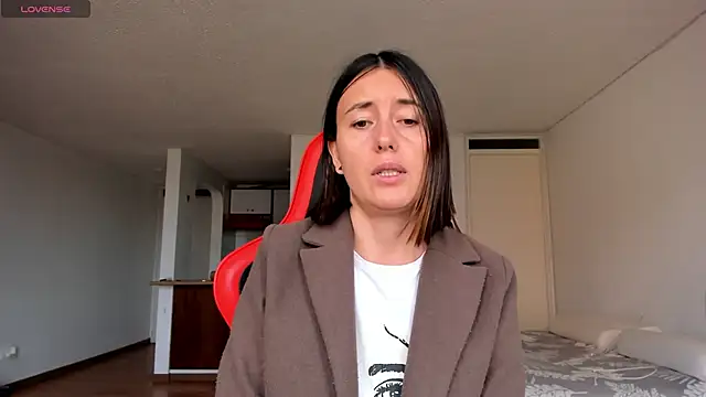 Snapshot of zoe_jeane_beker chatting on 12/10/24, 08:49 zoe jeane beker online show from 12/10/24, 08:49