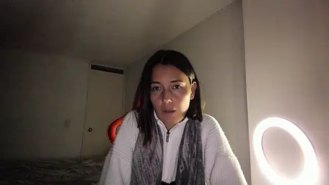 Snapshot of zoe_jeane_beker chatting on 12/21/24, 11:13 zoe jeane beker online show from 12/21/24, 11:13