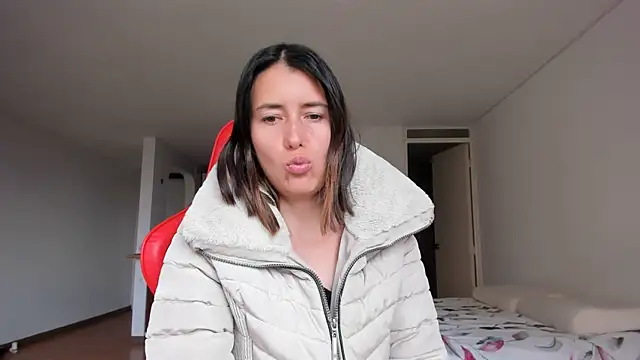 Snapshot of zoe_jeane_beker chatting on 12/29/24, 09:20 zoe jeane beker online show from 12/29/24, 09:20