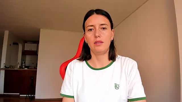 Snapshot of zoe_jeane_beker chatting on 02/28/25, 09:55 zoe jeane beker online show from 02/28/25, 09:55