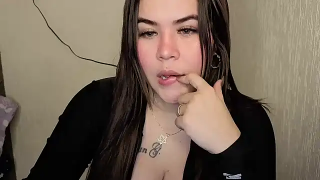 zoe adhara online show from 05/04/26, 05:36
