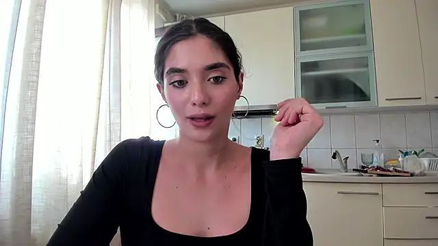 PortraitMarie online show from 01/19/25, 01:22