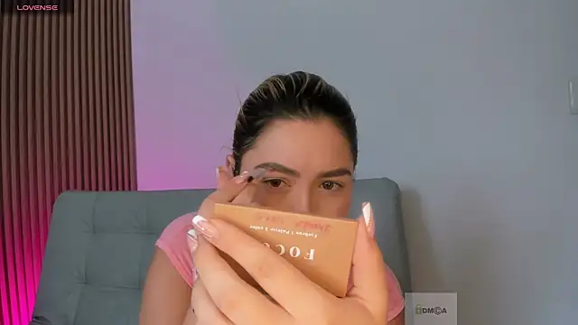 susan  hills online show from 02/03/25, 01:08