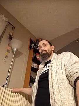 Snapshot of teekoine1 chatting on 01/28/25, 05:54 teekoine1 online show from 01/28/25, 05:54