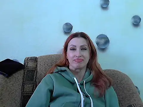 Jillian Pattie online show from 10/01/25, 10:32