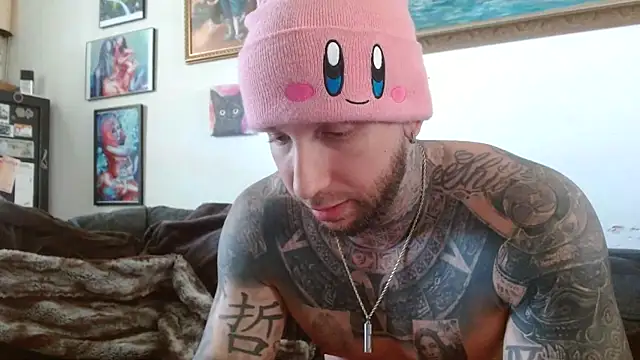 Snapshot of bobbybacala91 chatting on 03/21/25, 05:45 bobbybacala91 online show from 03/21/25, 05:45