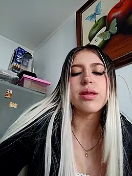 eva-2023 online show from 11/12/25, 01:55