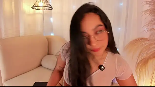 anniesweet02 online show from 09/30/25, 10:37