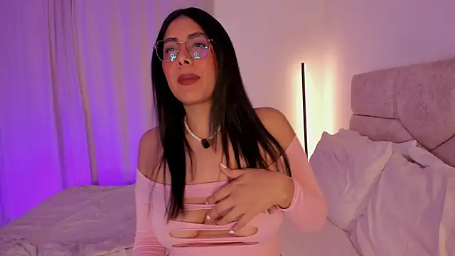 tina olsen07 online show from 04/12/26, 09:53