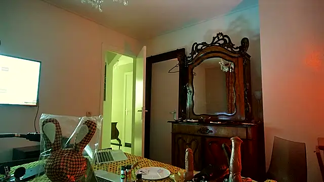 CharlotteVixxens online show from 11/21/25, 01:37