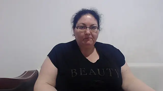 Snapshot of Nykyxo chatting on 05/18/26, 04:24 Nykyxo online show from 05/18/26, 04:24