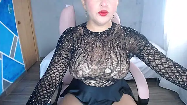 MeganMilF2 online show from 02/15/25, 06:23