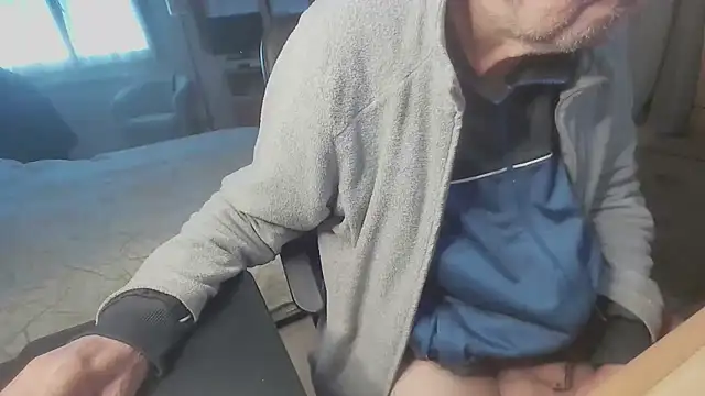 papillonhotofficial online show from 04/18/26, 07:23