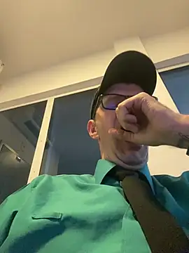 Juliano2289 online show from 06/09/26, 05:46