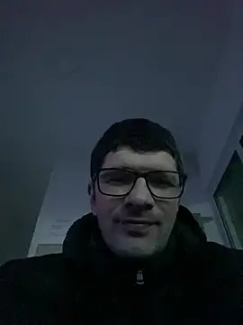 Snapshot of Juliano2289 chatting on 07/03/26, 11:38 Juliano2289 online show from 07/03/26, 11:38