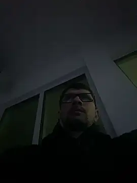 Snapshot of Juliano2289 chatting on 07/11/26, 06:21 Juliano2289 online show from 07/11/26, 06:21