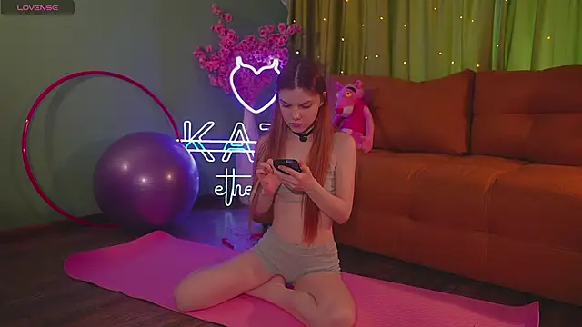 Snapshot of Katy__Ethereal chatting on 05/09/26, 03:23 Katy Ethereal online show from 05/09/26, 03:23