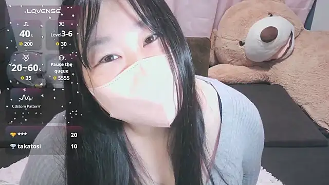 yuinyan3150 online show from 02/27/26, 01:00