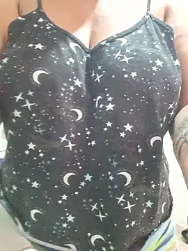 Snapshot of Gimena41 chatting on 12/04/25, 02:59 Gimena41 online show from 12/04/25, 02:59