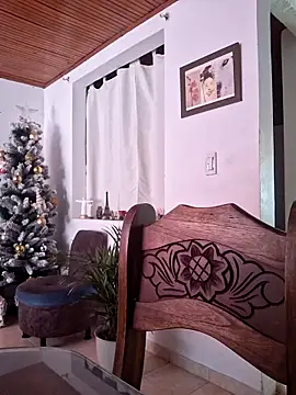 Snapshot of Gimena41 chatting on 12/16/25, 03:39 Gimena41 online show from 12/16/25, 03:39