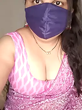 Snapshot of Love-priya chatting on 12/05/24, 07:27 Love-priya online show from 12/05/24, 07:27