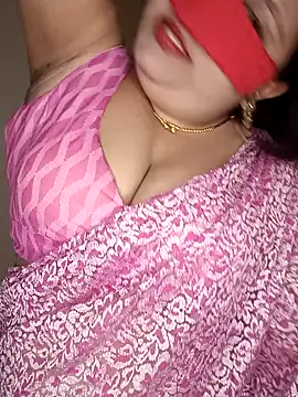 Snapshot of Love-priya chatting on 01/21/25, 05:09 Love-priya online show from 01/21/25, 05:09