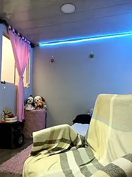 KATYGONZALEZ online show from 01/04/25, 02:04