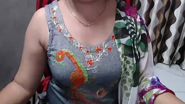 Snapshot of Kaur_Jannat chatting on 12/06/24, 05:33 Kaur Jannat online show from 12/06/24, 05:33