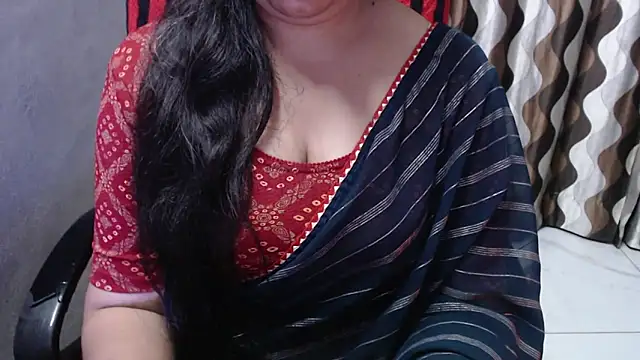 Snapshot of Kaur_Jannat chatting on 12/16/24, 09:20 Kaur Jannat online show from 12/16/24, 09:20